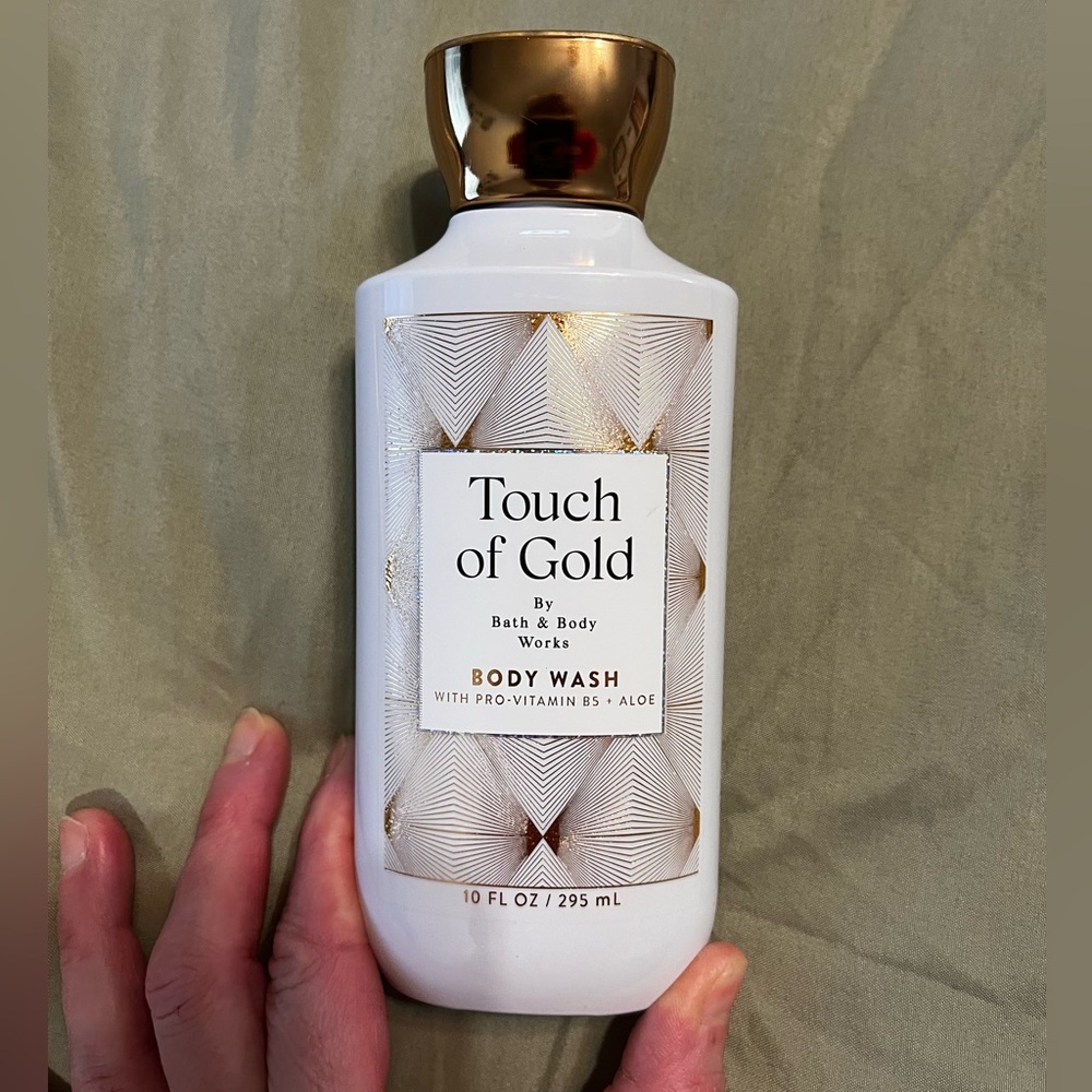 NWT Bath & Body Works Touch of Gold Body Wash - 10 fl oz